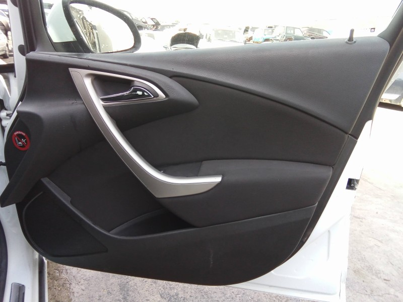 opel astra j lim. del año 2010