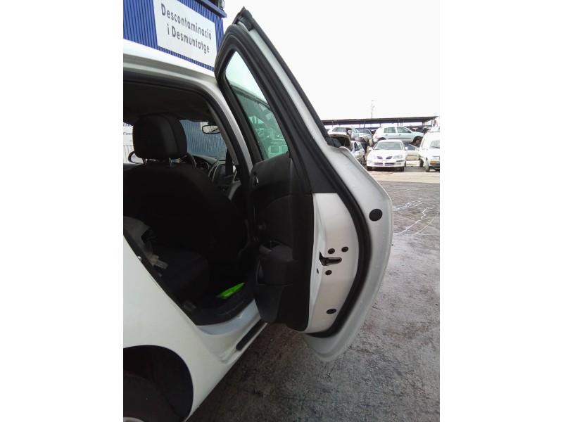 opel astra j lim. del año 2010