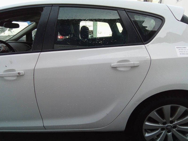 opel astra j lim. del año 2010