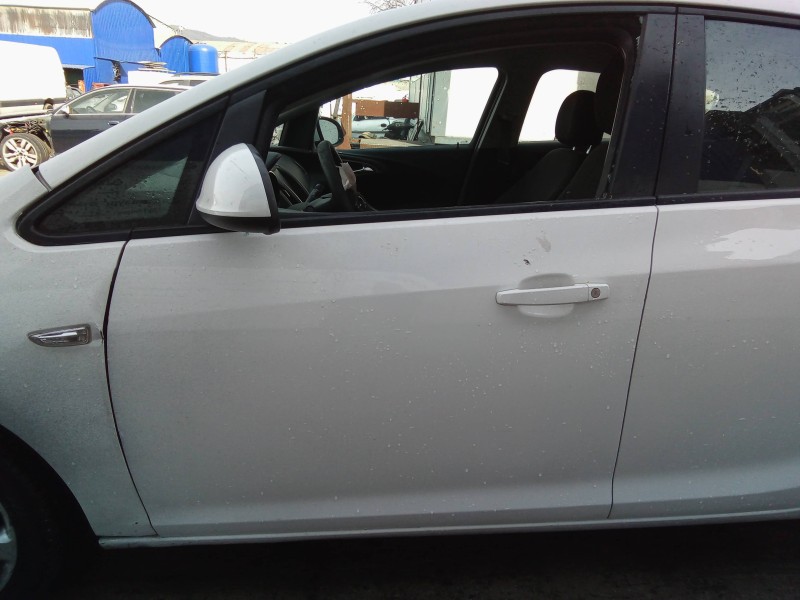 opel astra j lim. del año 2010