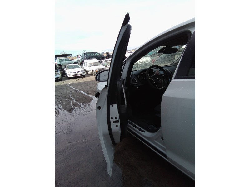opel astra j lim. del año 2010
