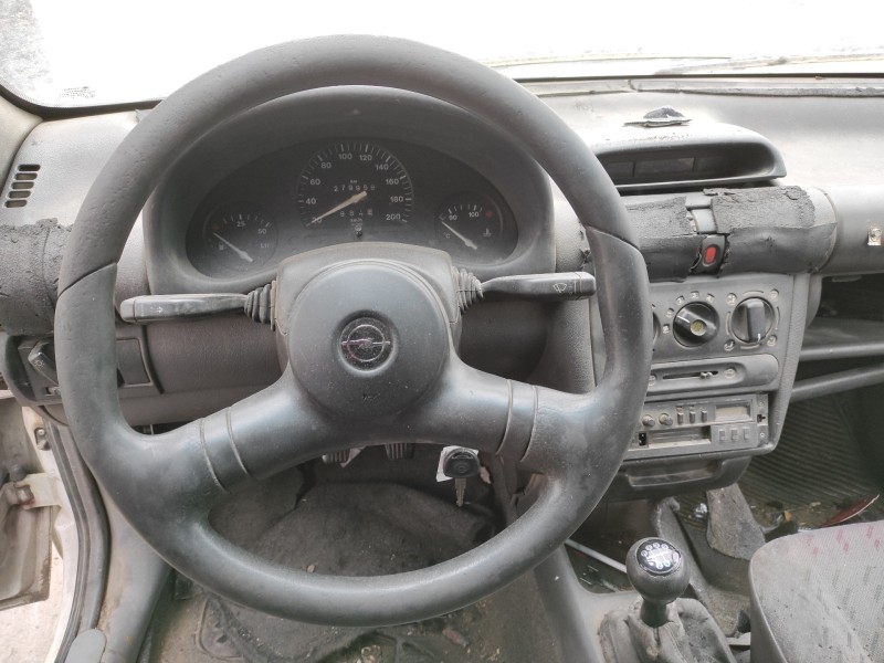 opel combo (corsa b) del año 1996