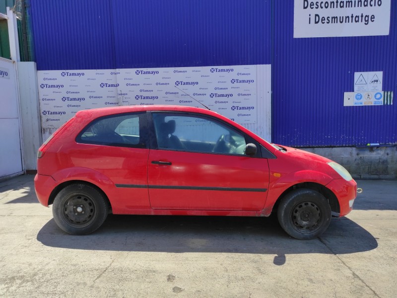ford fiesta (cbk) del año 2004