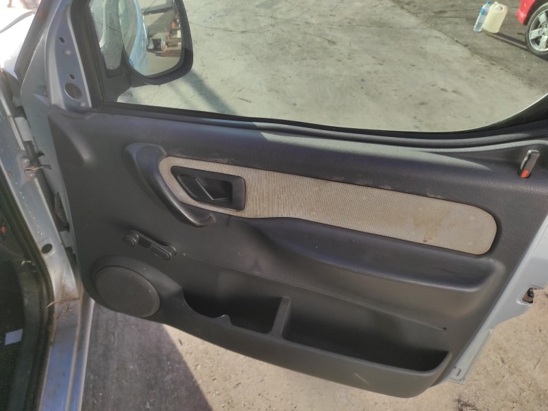 peugeot partner (s2) del año 2003