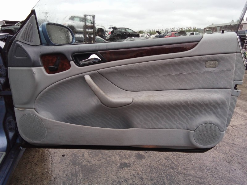 mercedes-benz clase clk (w208) coupe del año 2000