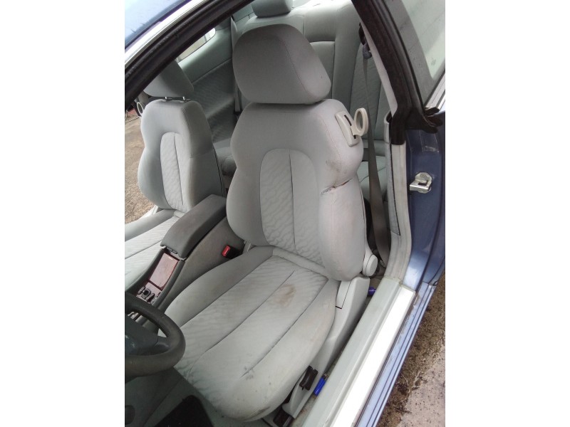 mercedes-benz clase clk (w208) coupe del año 2000