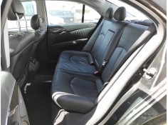mercedes-benz clase e (w211) berlina del año 2005 2