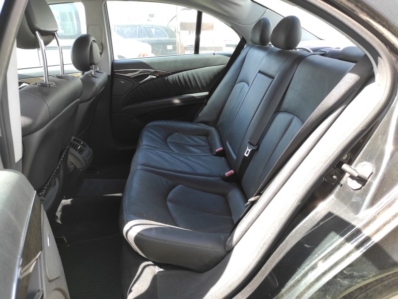 mercedes-benz clase e (w211) berlina del año 2005