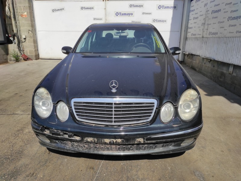 mercedes-benz clase e (w211) berlina del año 2005
