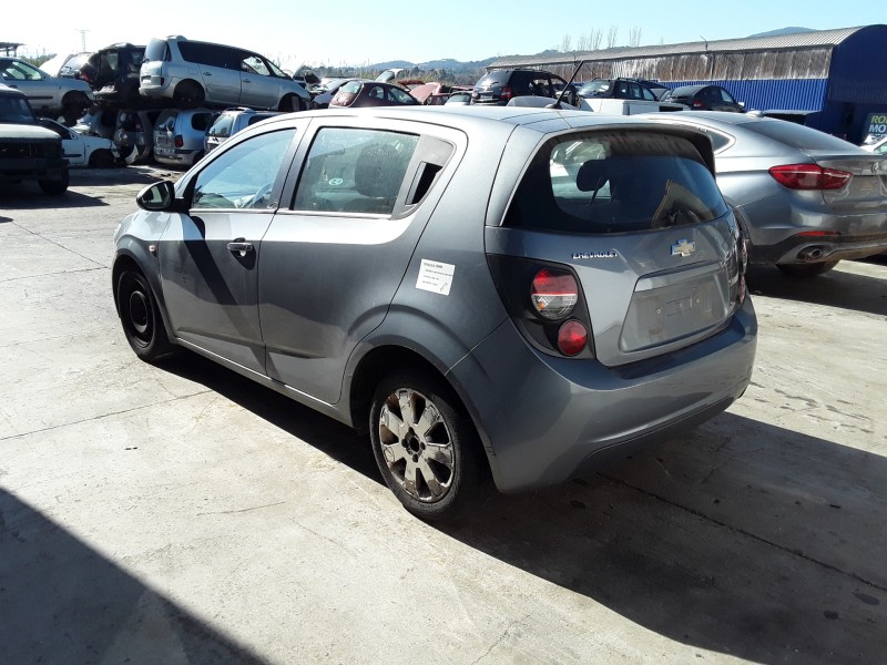 chevrolet aveo berlina hatchback del año 2013