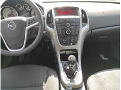 opel astra j lim. del año 2010 2