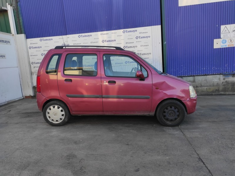 opel agila del año 2000
