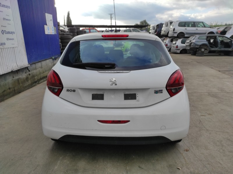 peugeot 208 del año 2016