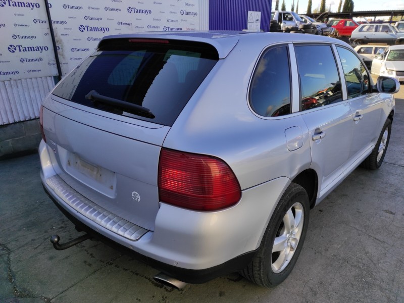 porsche cayenne (typ 9pa) del año 2004