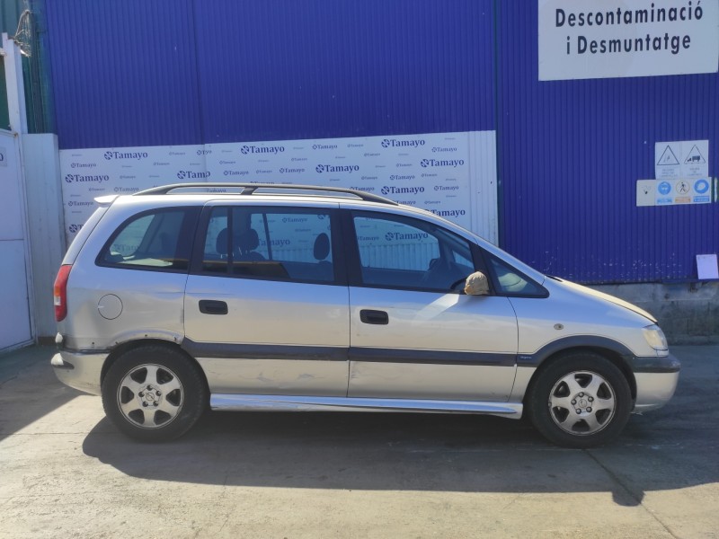 opel zafira a del año 2000