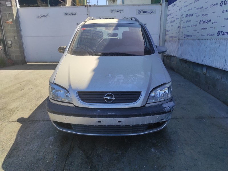 opel zafira a del año 2000