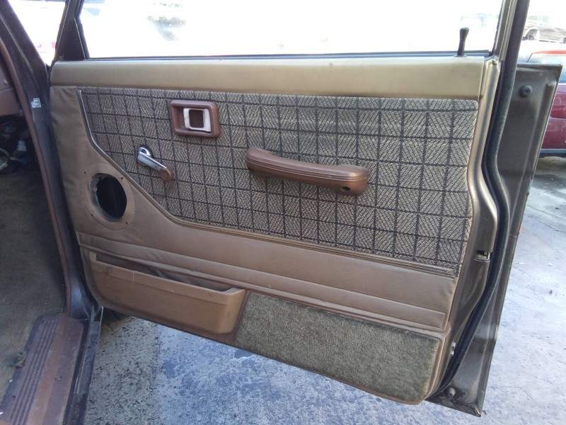 nissan patrol (k/w160) del año 1988