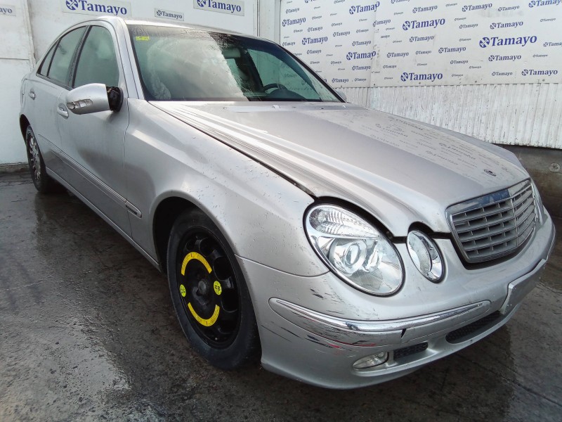 mercedes-benz clase e (w211) berlina del año 2003