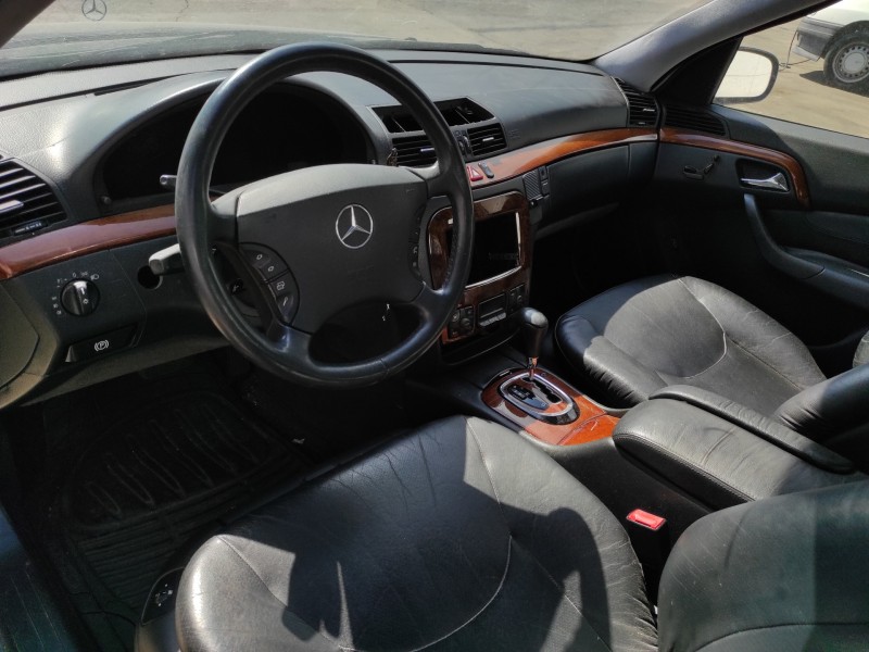 mercedes-benz clase s (w220) berlina del año 1999