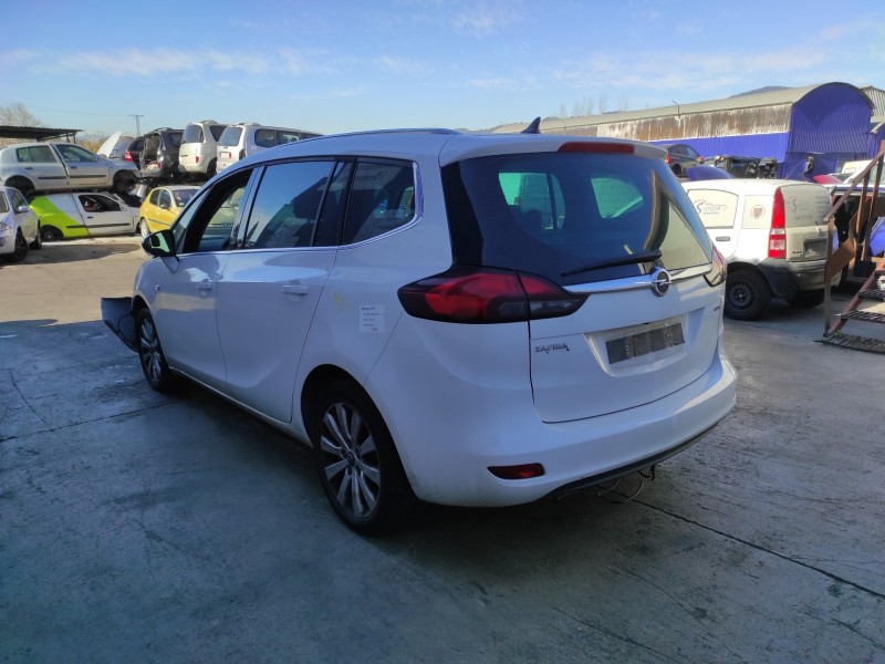 opel zafira tourer del año 2012
