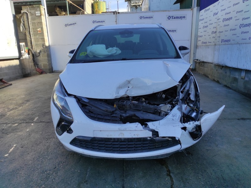 opel zafira tourer del año 2012
