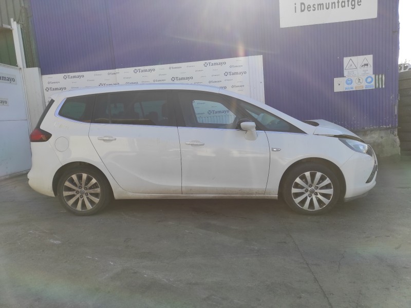 opel zafira tourer del año 2012