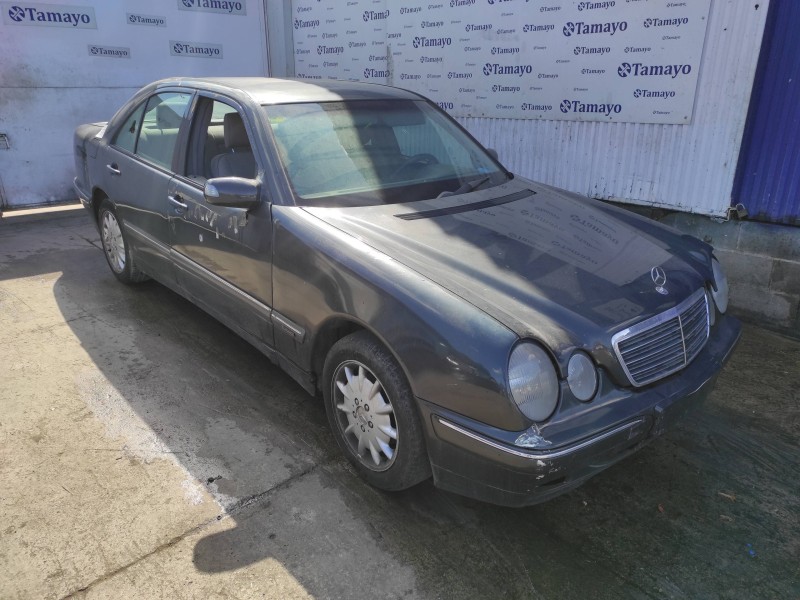 mercedes-benz clase e (w210) berlina diesel del año 2000