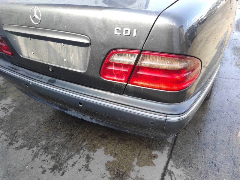 mercedes-benz clase e (w210) berlina diesel del año 2000