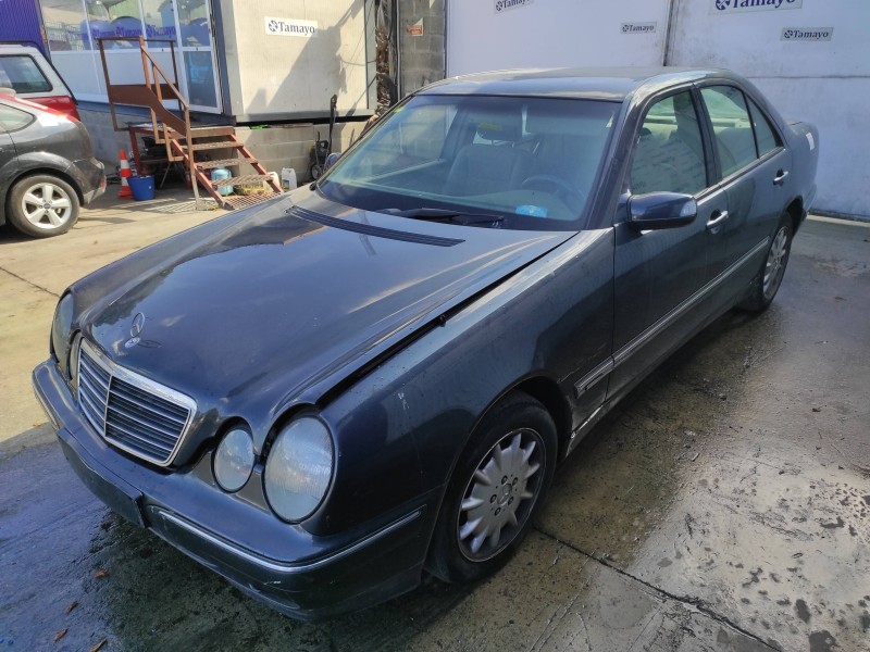 mercedes-benz clase e (w210) berlina diesel del año 2000