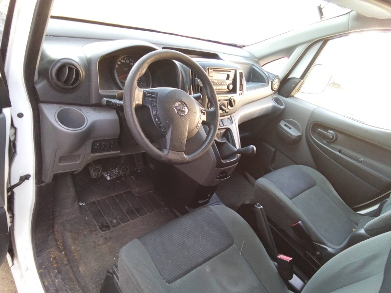 nissan nv 200 (m20) del año 2015