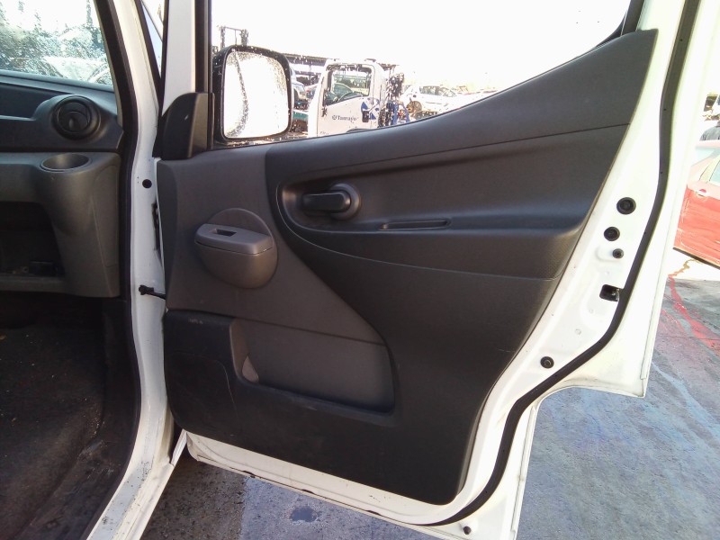 nissan nv 200 (m20) del año 2015