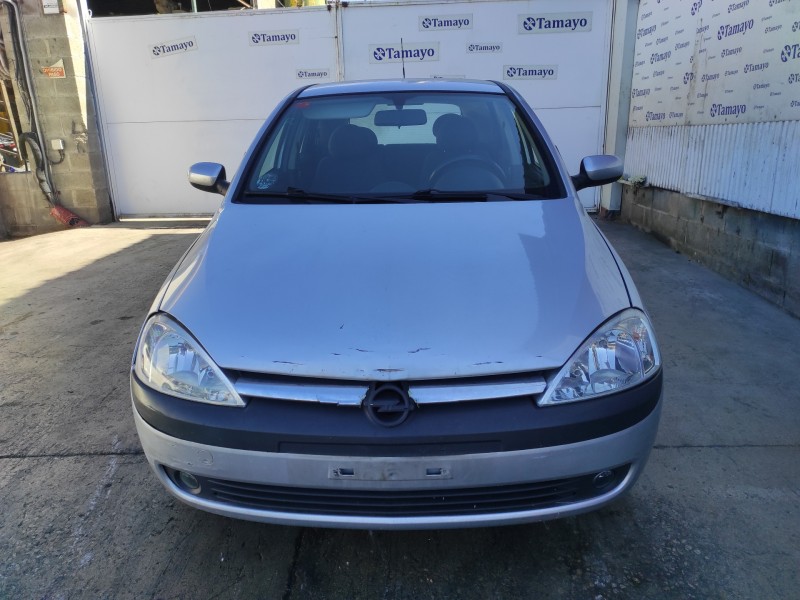 opel corsa c del año 2003