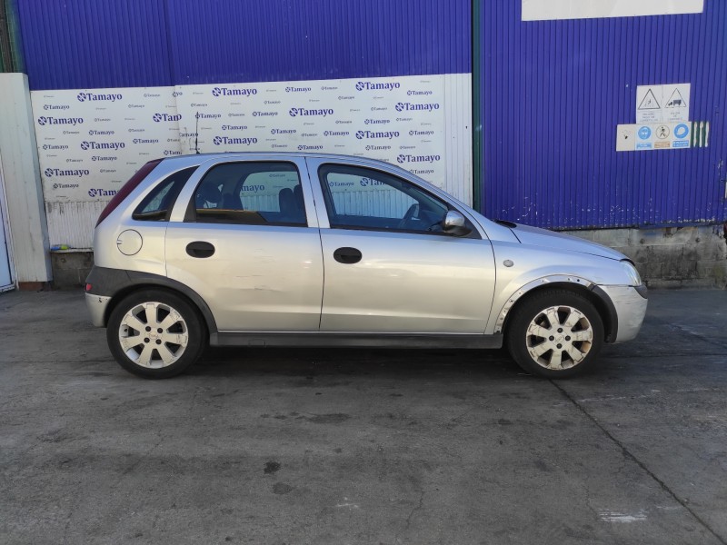 opel corsa c del año 2003