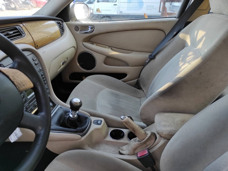 jaguar x-type del año 2004