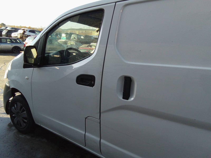 nissan nv 200 (m20) del año 2015