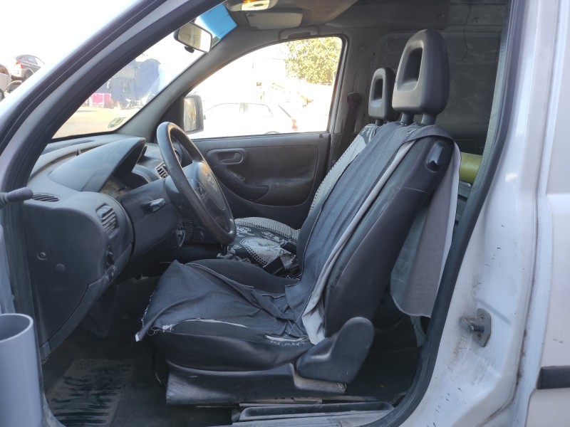 opel combo (corsa c) del año 2006