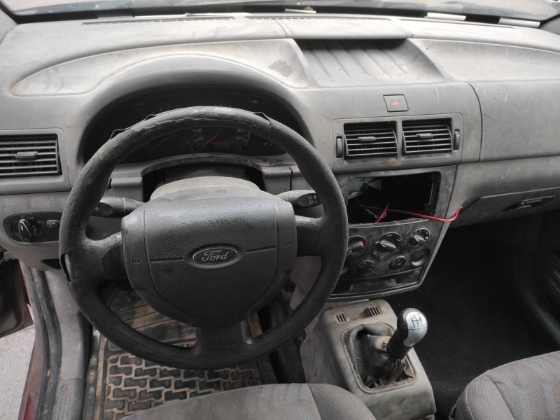 ford transit connect (tc7) del año 2006