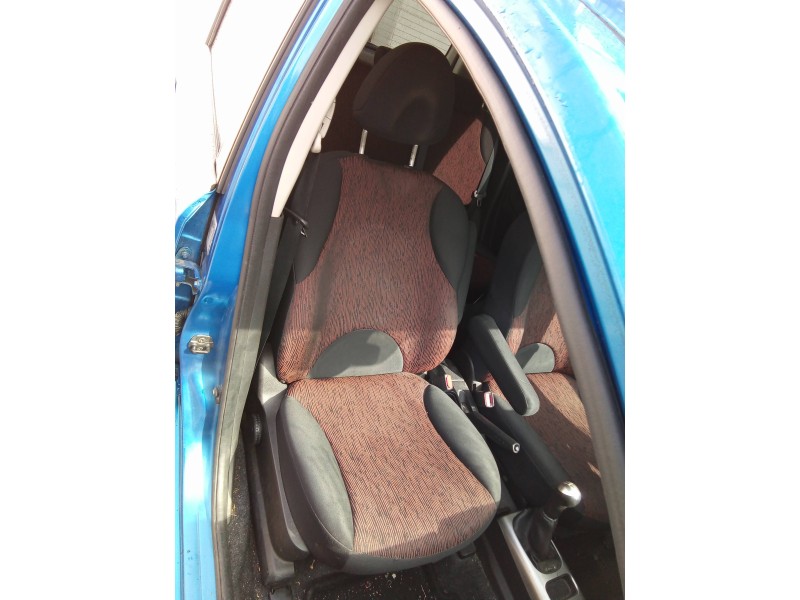 nissan note (e11e) del año 2010