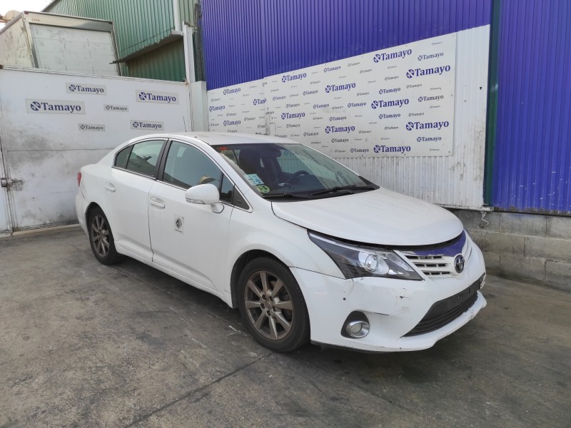toyota avensis (t27) del año 2012
