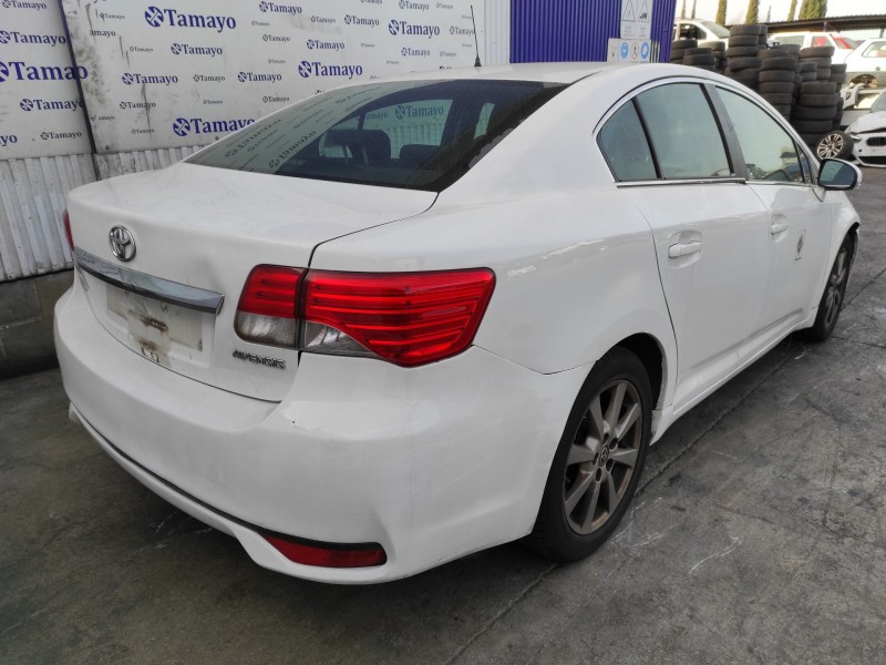 toyota avensis (t27) del año 2012