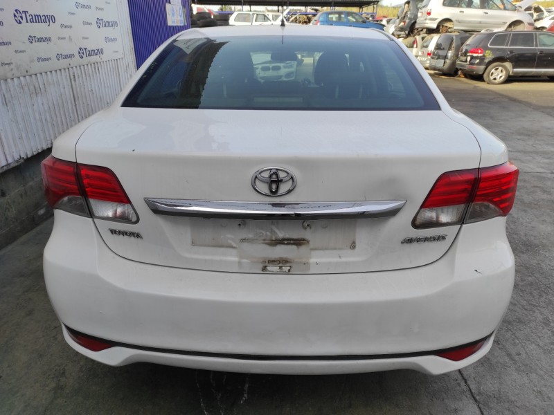 toyota avensis (t27) del año 2012