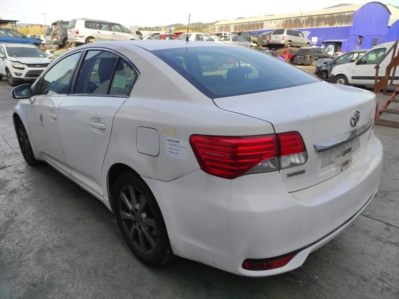 toyota avensis (t27) del año 2012