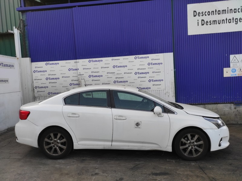 toyota avensis (t27) del año 2012