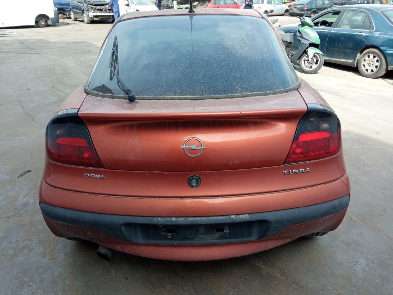 opel tigra del año 1995