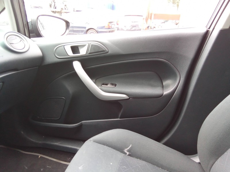 ford fiesta (cb1) del año 2013