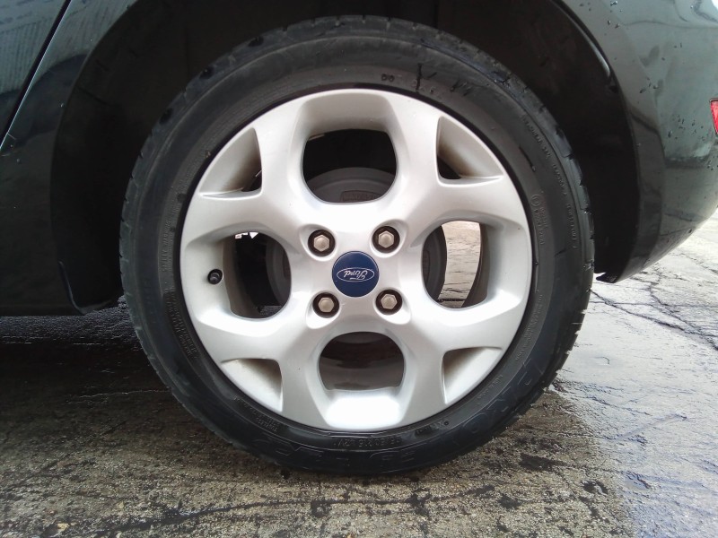 ford fiesta (cb1) del año 2013