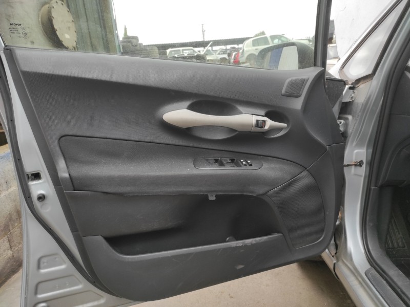 toyota auris del año 2009