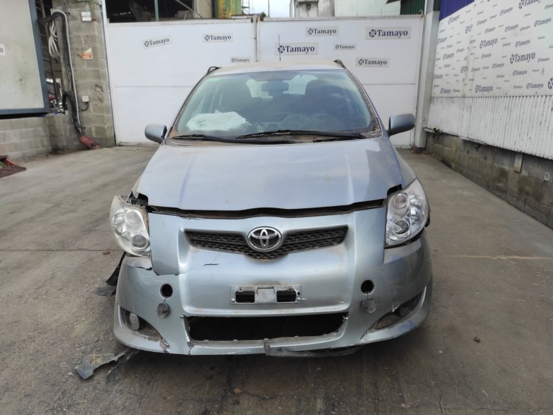 toyota auris del año 2009