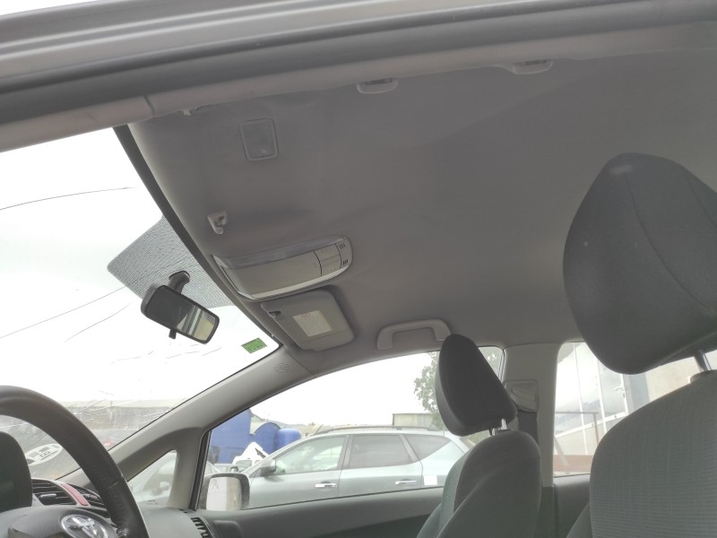 toyota auris del año 2009