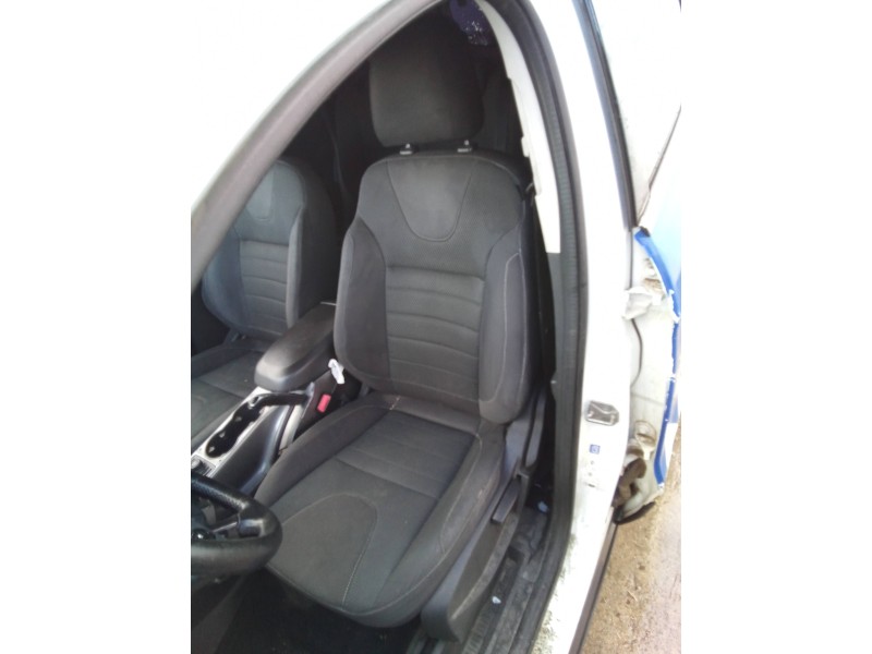 ford kuga (cbs) del año 2015